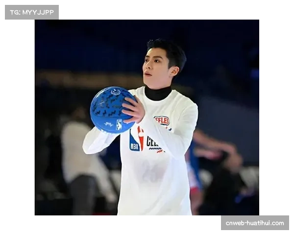 王鹤棣第三次出战全明星名人赛，与林书豪、名记Shams同队竞技